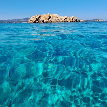 Nest House - Esclusivo Appartamento Marina Di Olbia- Mater Olbia - Beaches - Close To The Airport - Private Parking- Full Comforts - Экстерьер фото