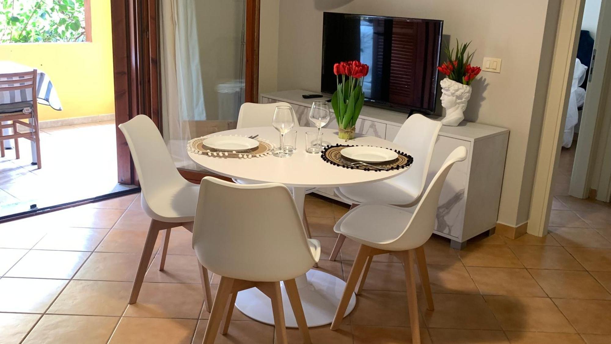 Nest House - Esclusivo Appartamento Marina Di Olbia- Mater Olbia - Beaches - Close To The Airport - Private Parking- Full Comforts - Экстерьер фото